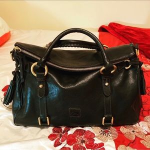 EUC Authentic Dooney & Bourke Florentine Satchel